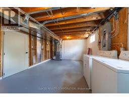 35 KINTAIL CRESCENT - 33