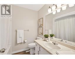 576 HELEN STREET - 16