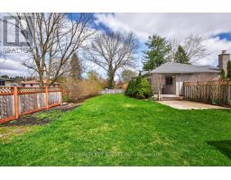 576 HELEN STREET - 20