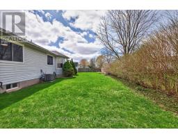 576 HELEN STREET - 23