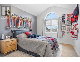 2114 RIVERBEND ROAD - 30