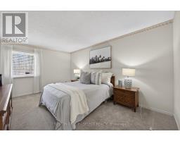 19 - 70 GLENROY ROAD - 21