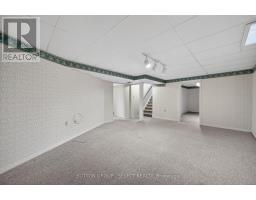 19 - 70 GLENROY ROAD - 26