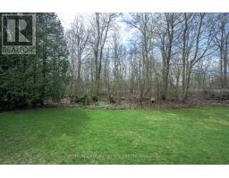 19 - 70 GLENROY ROAD - 7