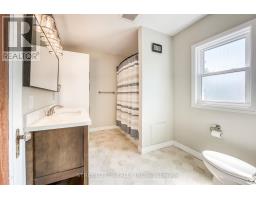 703 WELLINGTON STREET - 23