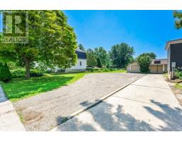 703 WELLINGTON STREET - 4