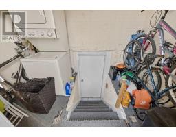 551 ADELAIDE STREET N - 24