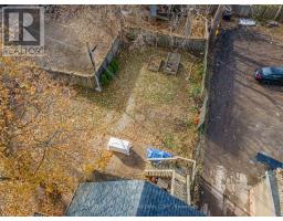 551 ADELAIDE STREET N - 37