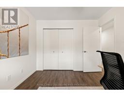 20 - 215 NORTH CENTRE ROAD - 21