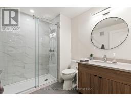 20 - 215 NORTH CENTRE ROAD - 32