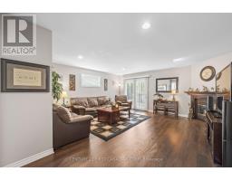 4 OAKWOOD COURT - 25