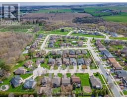 4 OAKWOOD COURT - 47