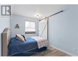 898 DALKEITH AVENUE - 24