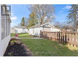 898 DALKEITH AVENUE - 44