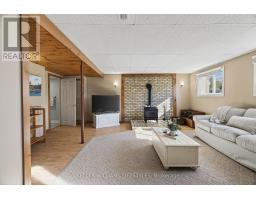 7 PEARSON AVENUE - 24