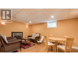 1223 THORNLEY STREET - 24