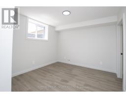 99 OPTIMIST DRIVE - 33