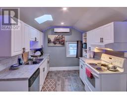 225 SIMCOE STREET - 8