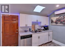 225 SIMCOE STREET - 9