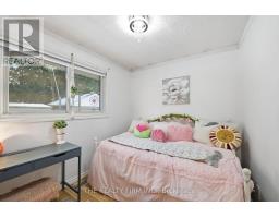 70 TALAVERA CRESCENT - 23