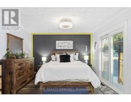 70 TALAVERA CRESCENT - 27