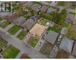 70 TALAVERA CRESCENT - 48