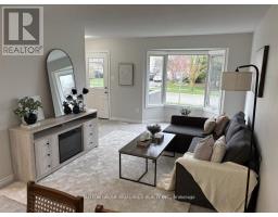 195 SIMPSON CRESCENT - 4