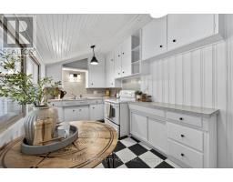 1180 YORK STREET - 24