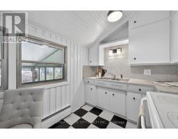 1180 YORK STREET - 25