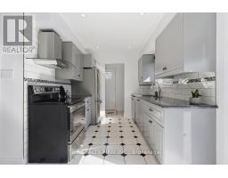 923 WILLOW LANE - 12