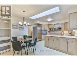 8 - 60 ROSECLIFFE CRESCENT - 12