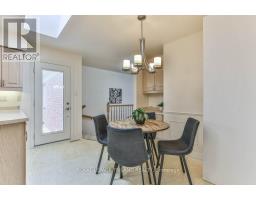 8 - 60 ROSECLIFFE CRESCENT - 15
