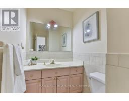 8 - 60 ROSECLIFFE CRESCENT - 22