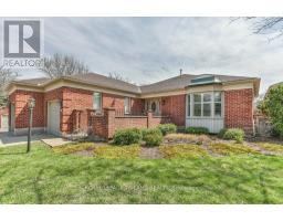 8 - 60 ROSECLIFFE CRESCENT - 4