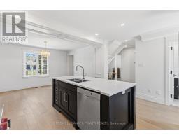 54 LLOYD MANOR CRESCENT - 24