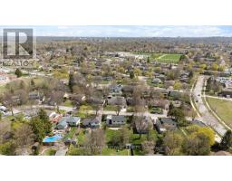 54 LLOYD MANOR CRESCENT - 48