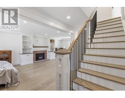 54 LLOYD MANOR CRESCENT - 5