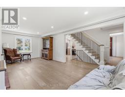 54 LLOYD MANOR CRESCENT - 9