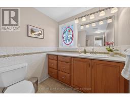 83 GUILDFORD CRESCENT - 32