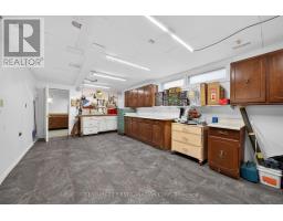 83 GUILDFORD CRESCENT - 39