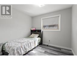 39 SOUTHWOOD CRESCENT - 15