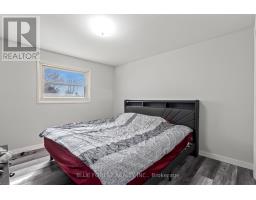 39 SOUTHWOOD CRESCENT - 19