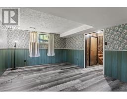 39 SOUTHWOOD CRESCENT - 26