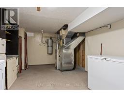 39 SOUTHWOOD CRESCENT - 31