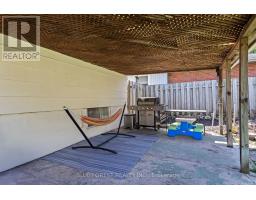 39 SOUTHWOOD CRESCENT - 32