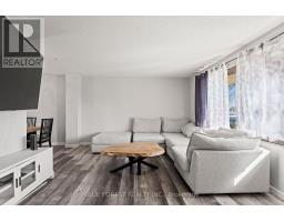 39 SOUTHWOOD CRESCENT - 8