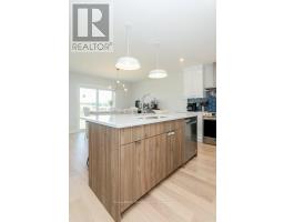 17 EVYLEAN COURT - 15