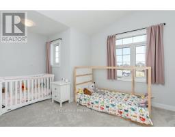 17 EVYLEAN COURT - 34