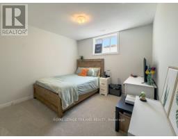 17 EVYLEAN COURT - 38