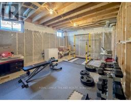 17 EVYLEAN COURT - 41